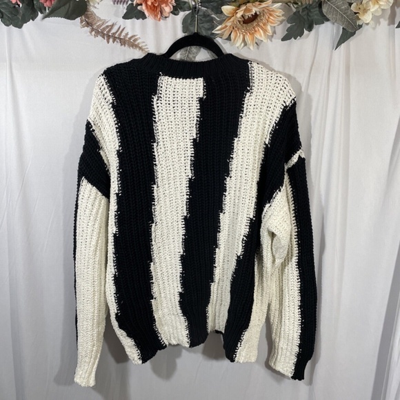 NWT $298 Joie [ Small ] Chadsey Cotton Blend Sweater in Caviar‎ Porcelain - Picture 10 of 15